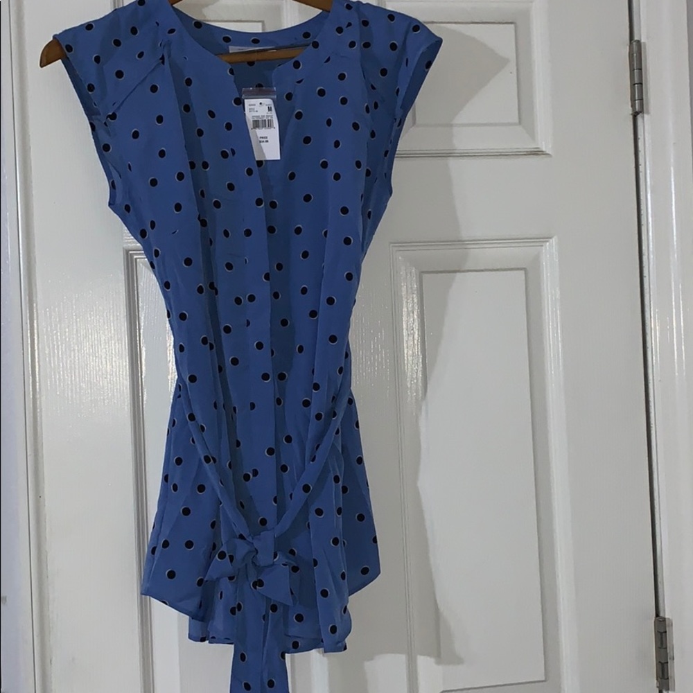 Sleeveless polka dot maternity top